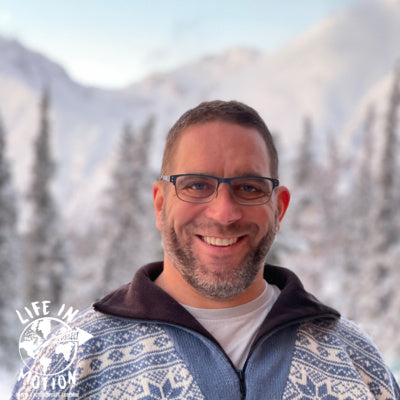 Formed In The Wild - Hitchhiking across the country, the kindness of others, and using the outdoors to build great leaders with Mike Green